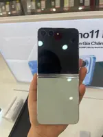 Điện Thoại Di Động Samsung Galaxy Z Flip4 5G 128GB Tím - F721