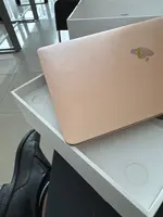 Máy tính xách tay Macbook Air 13 2020 M1/16GB/256GB SSD Vàng Z12A
