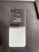Điện thoại di động Samsung Galaxy Z Flip5 5G 256GB Demo Xanh SM-F731B