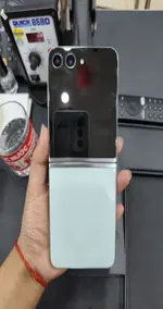 Điện thoại di động Samsung Galaxy Z Flip5 5G 256GB Demo Xanh SM-F731B