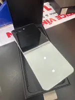 Điện thoại di động Samsung Galaxy Z Flip5 5G 256GB Demo Xanh SM-F731B