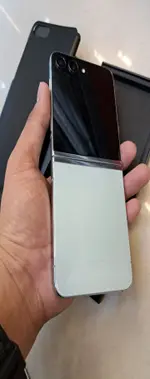 Điện thoại di động Samsung Galaxy Z Flip5 5G 256GB Demo Xanh SM-F731B
