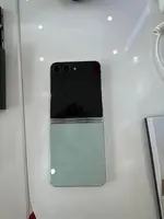 Điện thoại di động Samsung Galaxy Z Flip5 5G 256GB Demo Xanh SM-F731B