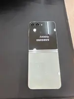 Điện thoại di động Samsung Galaxy Z Flip5 5G 256GB Demo Xanh SM-F731B