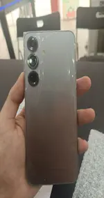 Điện Thoại Samsung Galaxy S25 5G 256GB Xám Bạc SM-S931