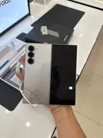 Điện thoại Samsung Galaxy Z Fold6 5G 256GB Xám SM-F956 Demo