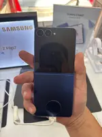 Điện Thoại Samsung Galaxy Z Flip7 5G 12GB 256GB Xanh Navy SM-F766 Demo