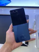 Điện Thoại Samsung Galaxy Z Flip7 5G 12GB 256GB Xanh Navy SM-F766 Demo