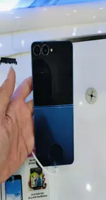 Điện Thoại Samsung Galaxy Z Flip7 5G 12GB 256GB Xanh Navy SM-F766 Demo