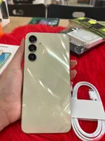 Điện thoại Samsung Galaxy A16 5G 8GB 128GB Vàng SM-A166 Demo