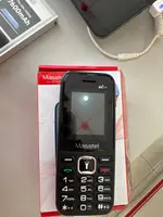 Điện thoại Masstel Izi 15 4G Đen (Black)