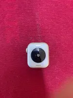 Đồng hồ thông minh Apple Watch SE 2 40mm GPS + Cellular viền nhôm vàng dây cao su MNPH3VN/A