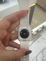 Đồng hồ Apple Watch SE 2024 GPS 40mm Viền Nhôm Ánh Sao Dây Cao Su S/M MXEF3SA/A