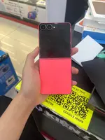 Điện thoại Samsung Galaxy Z Flip7 5G 12GB 512GB Đỏ San Hô SM-F766