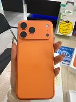 Điện thoại iPhone 17 Pro Max 512GB Cam Vũ Trụ MFYT4ZP/A