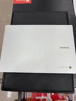 Máy tính xách tay Samsung Galaxy Chromebook Go XE340XDA-KA1VN N4500/4GB/32GB/14"HD/Win11 Pro_Bạc