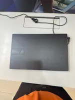 Máy tính xách tay Asus Vivobook 15X OLED M3504YA-L1144W R5 7530U/16GB/512GB/15.6"OLED/Win11_Đen