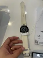 Đồng Hồ Thông Minh Samsung Galaxy Watch6 Bluetooth 40mm Demo Vàng SM-R930