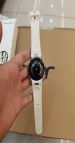 Đồng Hồ Thông Minh Samsung Galaxy Watch6 Bluetooth 40mm Demo Vàng SM-R930