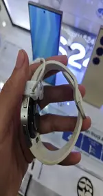 Đồng Hồ Thông Minh Samsung Galaxy Watch6 Bluetooth 40mm Demo Vàng SM-R930