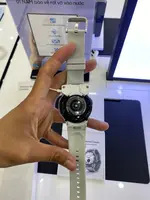Đồng Hồ Thông Minh Samsung Galaxy Watch6 Classic Bluetooth 43mm Demo Bạc SM-R950