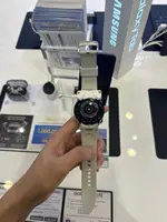 Đồng Hồ Thông Minh Samsung Galaxy Watch6 Classic Bluetooth 43mm Demo Bạc SM-R950