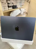 Máy tính xách tay Macbook Air M2 13 2022 8CPU 8GPU/8GB/256GB Xanh đen MLY33SA/A