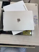 Máy tính xách tay MacBook Air 15 M2 2023 8CPU 10GPU/8GB/256GB Vàng MQKU3SA/A