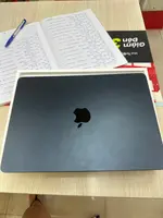 Máy tính xách tay Macbook Air M2 13 2022 8CPU 8GPU/8GB/256GB Xanh đen MLY33SA/A