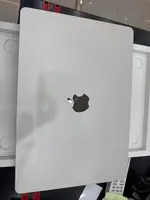 Máy tính xách tay MacBook Air 15 M2 2023 8CPU 10GPU/8GB/256GB Vàng MQKU3SA/A