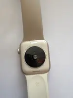 Đồng hồ thông minh Apple Watch SE 2 Demo 40mm GPS viền nhôm vàng 3K596PA/A