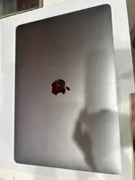 Máy tính xách tay Macbook Air 13 2020 M1/16GB/256GB SSD Xám Z124