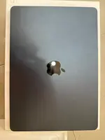 Máy tính xách tay Macbook Air M2 13 2022 8CPU 8GPU/8GB/256GB Xanh đen MLY33SA/A