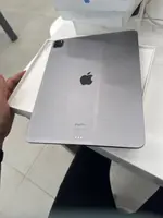 Máy tính bảng iPad Pro 12.9 2022 M2 Demo WiFi 128GB Xám 3K904ZA/A