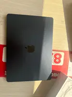 Máy tính xách tay Macbook Air M2 13 2022 8CPU 8GPU/8GB/256GB Xanh đen MLY33SA/A