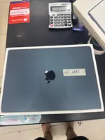 Máy tính Macbook Air M3 13 2024 8CPU 8GPU/8GB/256GB Xanh Đen MRXV3SA/A