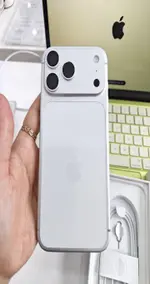 Điện thoại iPhone 17 Pro Max 256GB Bạc MFYM4ZP/A