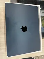 Máy tính xách tay Macbook Air M2 13 2022 8CPU 8GPU/8GB/256GB Xanh đen MLY33SA/A