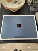 Máy tính xách tay Macbook Air M2 13 2022 8CPU 8GPU/8GB/256GB Xanh đen MLY33SA/A