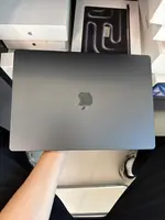 Máy tính MacBook Pro 16 M4 Pro 2024 14CPU/20GPU/24GB/512GB Đen MX2X3SA/A