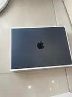 Máy tính xách tay Macbook Air M2 13 2022 8CPU 8GPU/8GB/256GB Xanh đen MLY33SA/A