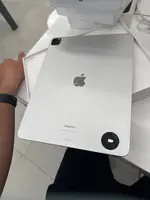 Máy tính bảng iPad Pro 12.9 2022 M2 Demo WiFi 128GB Bạc 3K905ZA/A