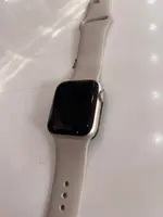 Đồng hồ thông minh Apple Watch SE 2 Demo 40mm GPS viền nhôm vàng 3K596PA/A
