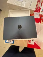 Máy tính xách tay Macbook Air M2 13 2022 8CPU 8GPU/8GB/256GB Xanh đen MLY33SA/A