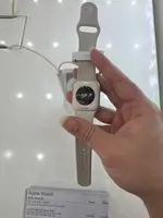 Đồng hồ thông minh Apple Watch SE 2 Demo 40mm GPS viền nhôm vàng 3K596PA/A
