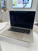 Máy tính Macbook Air M3 15 2024 8CPU 10GPU/8GB/256GB Vàng MRYR3SA/A