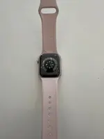Đồng hồ Apple Watch Series 9 Demo GPS 41mm Viền nhôm Dây cao su cỡ S/M Hồng 3M585PA/A