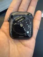 Đồng hồ thông minh Apple Watch SE GPS + Cellular 44mm viền nhôm Xám dây Nylong Đen MYF12VN/A