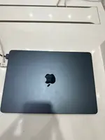 Máy tính xách tay Macbook Air M2 13 2022 8CPU 8GPU/8GB/256GB Xanh đen MLY33SA/A
