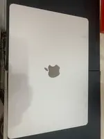Máy tính Macbook Air M3 15 2024 8CPU 10GPU/8GB/256GB Vàng MRYR3SA/A